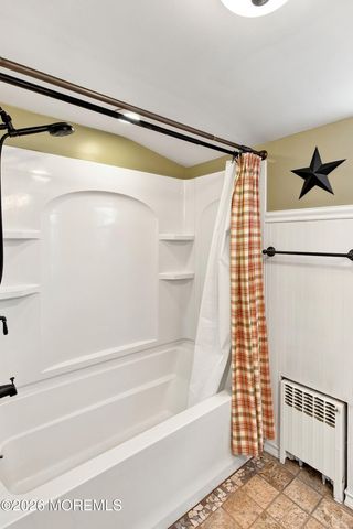 180 Gabriel Terrace, South Amboy, NJ 08879