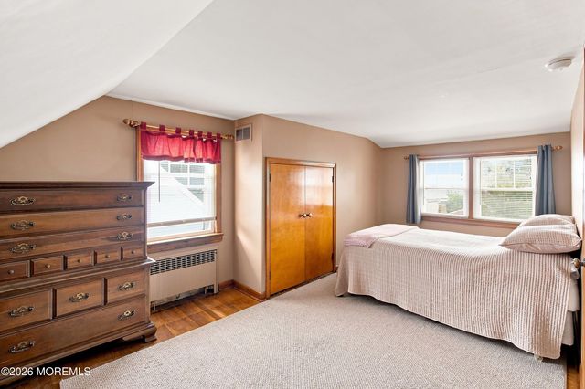 180 Gabriel Terrace, South Amboy, NJ 08879