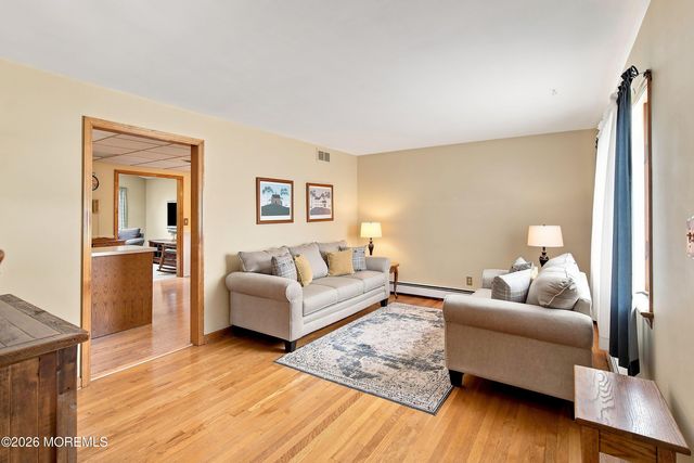 180 Gabriel Terrace, South Amboy, NJ 08879