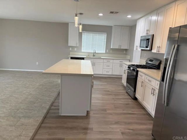 577 Bailey Lane, San Jacinto, CA 92582