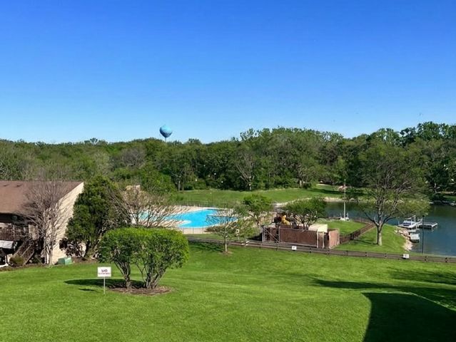48 Oak Hill Colony 9, Fox Lake, IL 60020