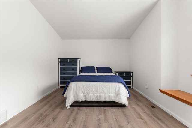 1103 N Fox Ridge Rd, Medical Lake, WA 99022