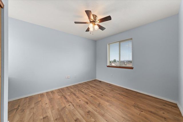 1103 N Fox Ridge Rd, Medical Lake, WA 99022