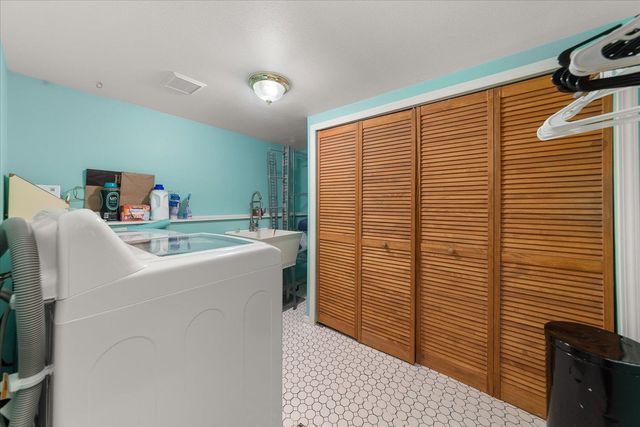 1103 N Fox Ridge Rd, Medical Lake, WA 99022