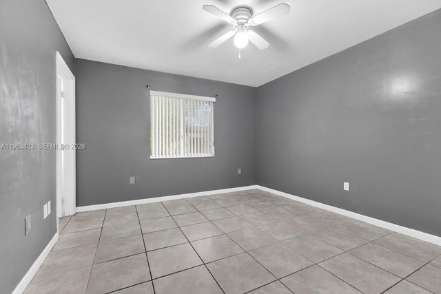 843 NW 7th St 843-845, Hallandale Beach, FL 33009