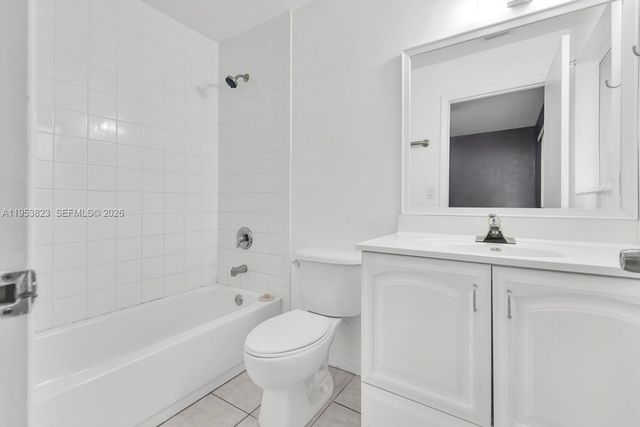 843 NW 7th St 843-845, Hallandale Beach, FL 33009