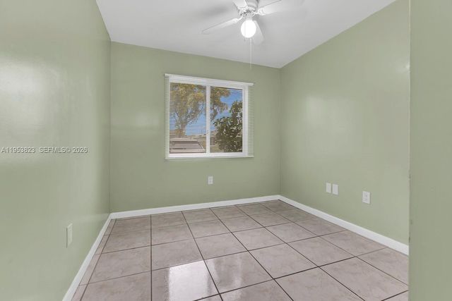 843 NW 7th St 843-845, Hallandale Beach, FL 33009