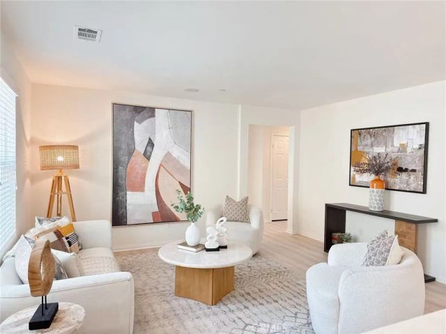 5082 S Heritage Paseo, Ontario, CA 91762