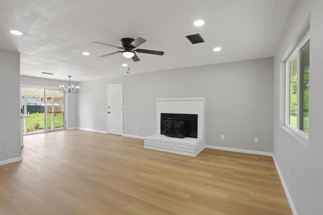 401 Church St, Modesto, CA 95357