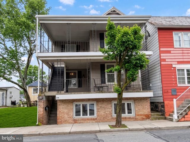 256 S WASHINGTON ST, Gettysburg, PA 17325