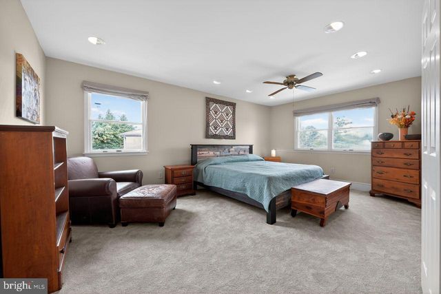 28 TIMBER RD, Horsham, PA 19044