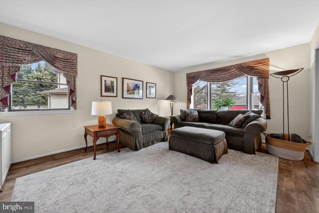 28 TIMBER RD, Horsham, PA 19044