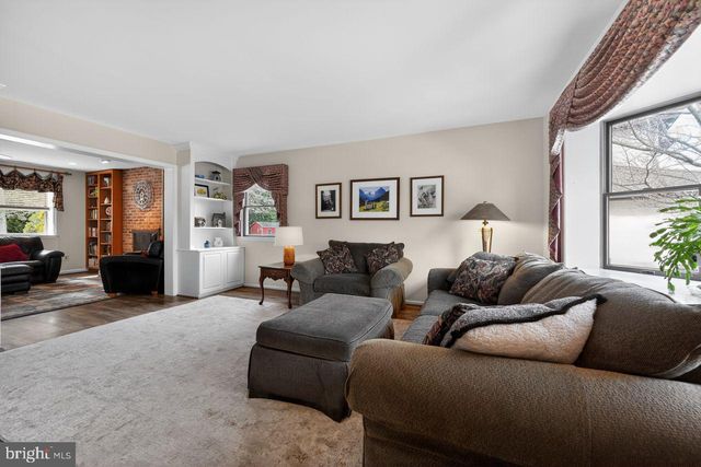 28 TIMBER RD, Horsham, PA 19044