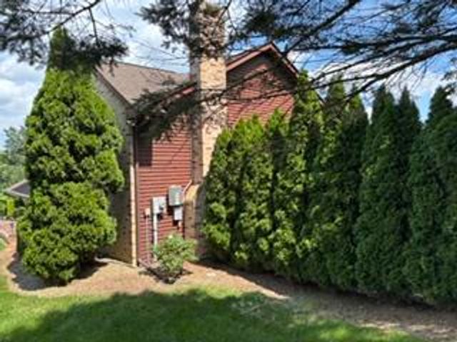 4545 Senny Court, New Tripoli, PA 18066