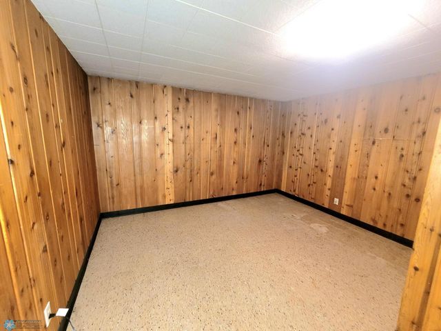 1328 10th Avenue S, Moorhead, MN 56560