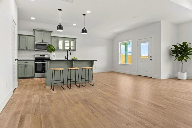 16513 Crossing Circle, Lindale, TX 75771