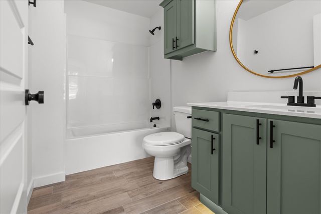 16513 Crossing Circle, Lindale, TX 75771