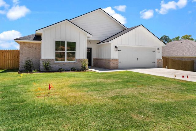 16513 Crossing Circle, Lindale, TX 75771