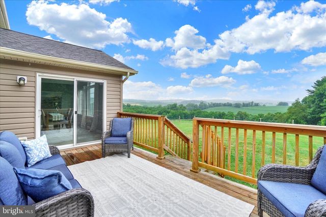 3513 HARDWOOD TER, Spring Grove, PA 17362