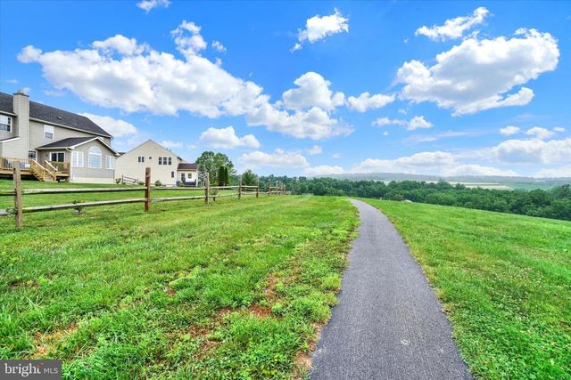 3513 HARDWOOD TER, Spring Grove, PA 17362