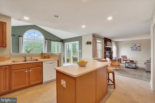 3513 HARDWOOD TER, Spring Grove, PA 17362