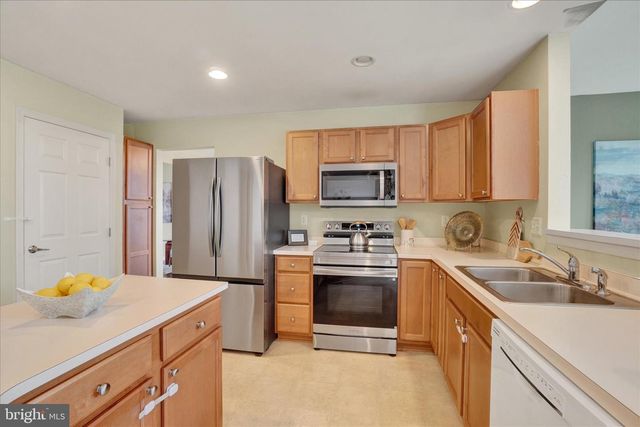 3513 HARDWOOD TER, Spring Grove, PA 17362