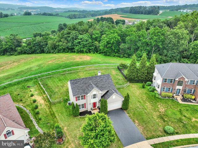 3513 HARDWOOD TER, Spring Grove, PA 17362