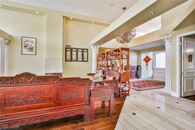 2300 Glenbrook Way, Las Vegas, NV 89117