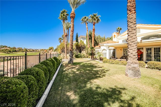 2300 Glenbrook Way, Las Vegas, NV 89117