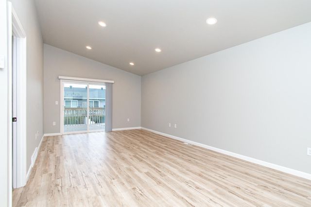 149 Pine Avenue, Mapleton, ND 58059