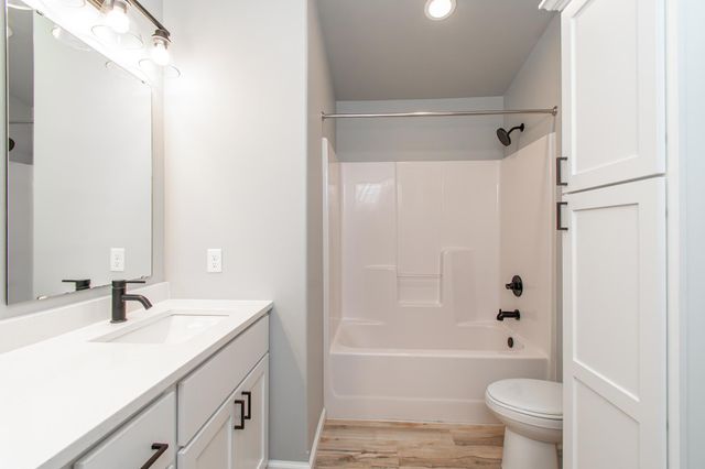 149 Pine Avenue, Mapleton, ND 58059