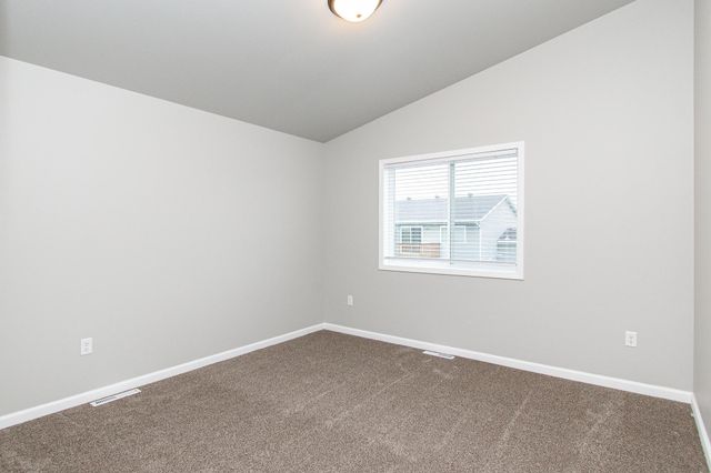 149 Pine Avenue, Mapleton, ND 58059