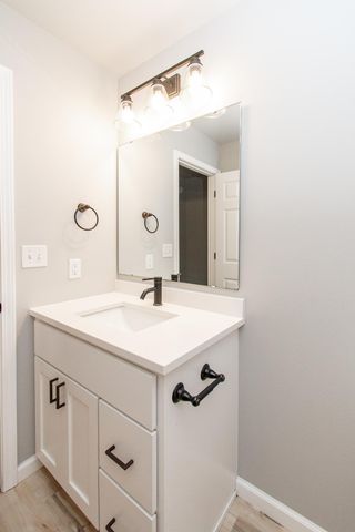 149 Pine Avenue, Mapleton, ND 58059