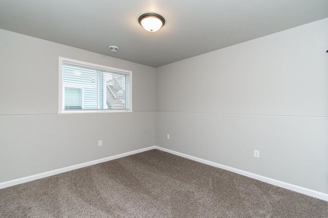 149 Pine Avenue, Mapleton, ND 58059