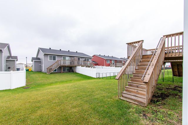 149 Pine Avenue, Mapleton, ND 58059