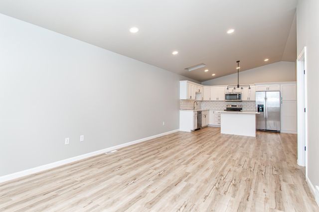 149 Pine Avenue, Mapleton, ND 58059