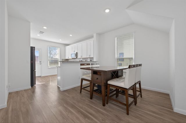 7326 Madison Commons Lane, Houston, TX 77075
