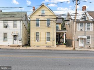 141 W KING ST, Chambersburg, PA 17201