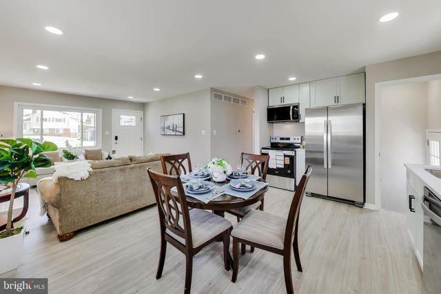 13206 STAGGS CT, Woodbridge, VA 22191