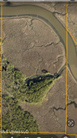 1210 Delapointe Drive, Gautier, MS 39553