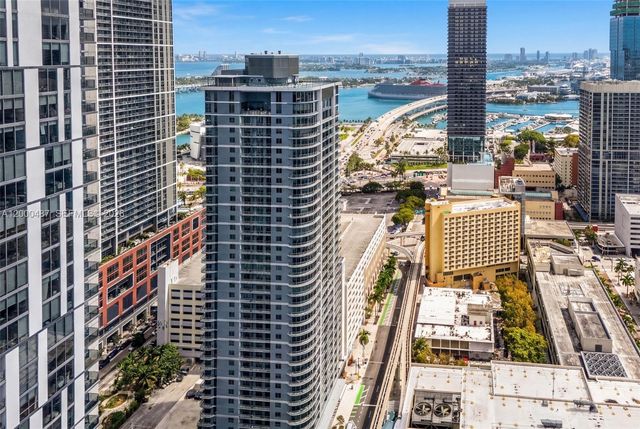 121 NE 5 ST 3112, Miami, FL 33132