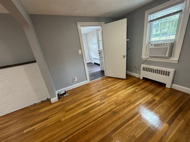 89 Stanley Rd SF, Newton, MA 02468