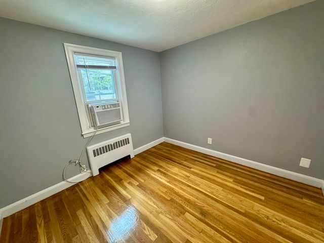 89 Stanley Rd SF, Newton, MA 02468