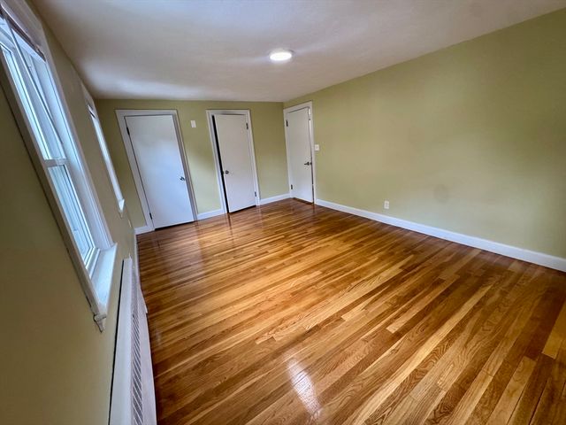 89 Stanley Rd SF, Newton, MA 02468