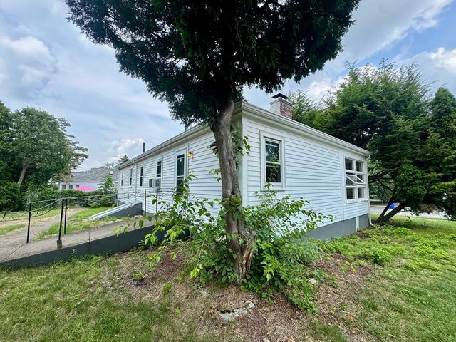 89 Stanley Rd SF, Newton, MA 02468