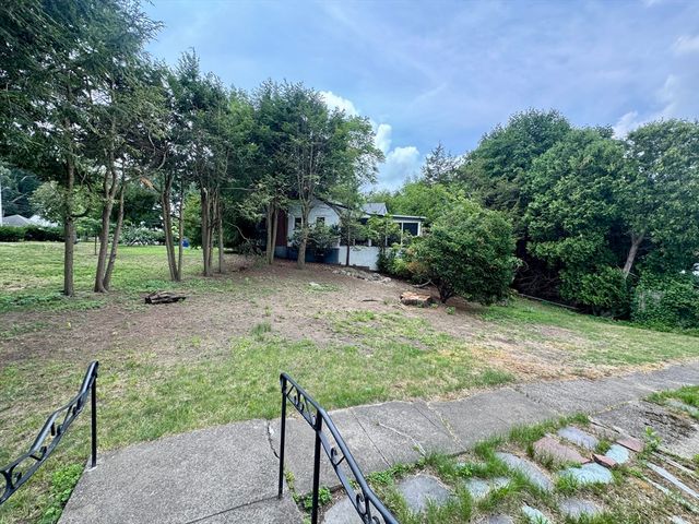 89 Stanley Rd SF, Newton, MA 02468