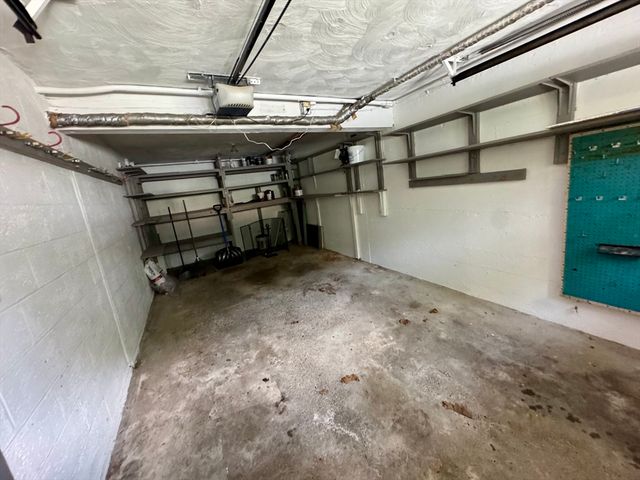 89 Stanley Rd SF, Newton, MA 02468