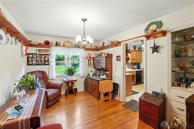 2064 Fairfield Pike, Springfield, OH 45502