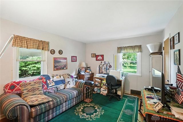 2064 Fairfield Pike, Springfield, OH 45502