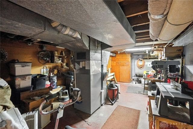 2064 Fairfield Pike, Springfield, OH 45502